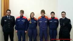 Jugendfeuerwehrwart Daniel Gräsner, Jan Kittelmann, Melina Böker, Kevin Walter, Moritz Heidenreich und stv. Jugendfeuerwehrwartin Jennifer Kumlehn (v.l.n.r.)